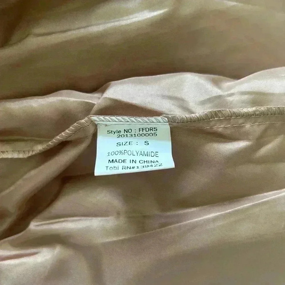 TOBI Vina Sequin Gold Dress Small Fit & Flare Open Back Short Tulle & Lined - Picture 9 of 9